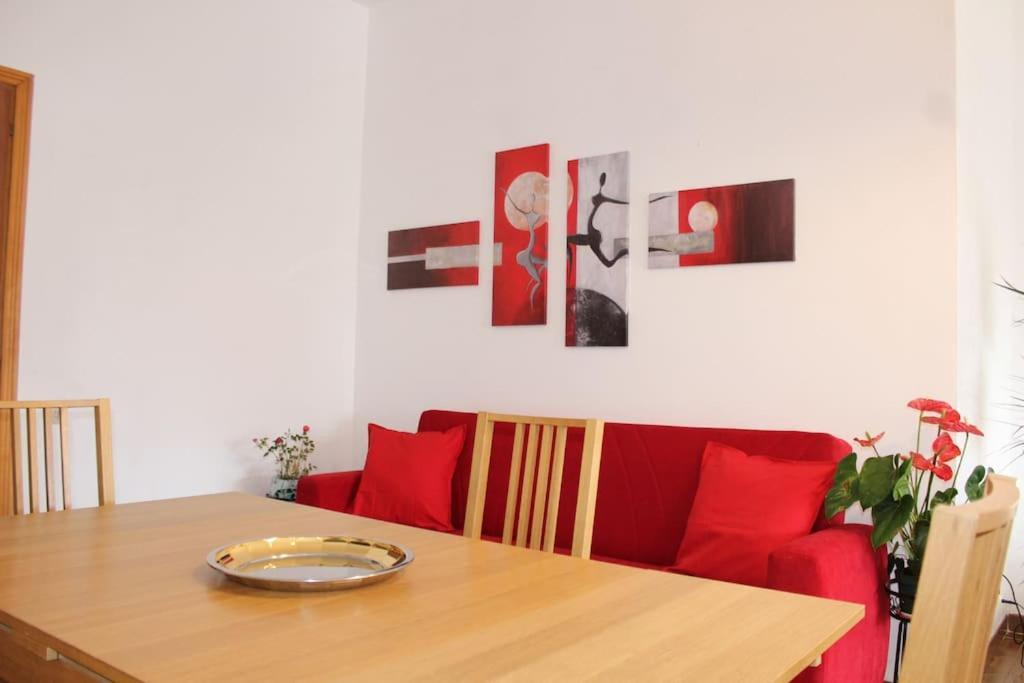 Spazioso Appartamento Castel di Leva Dış mekan fotoğraf