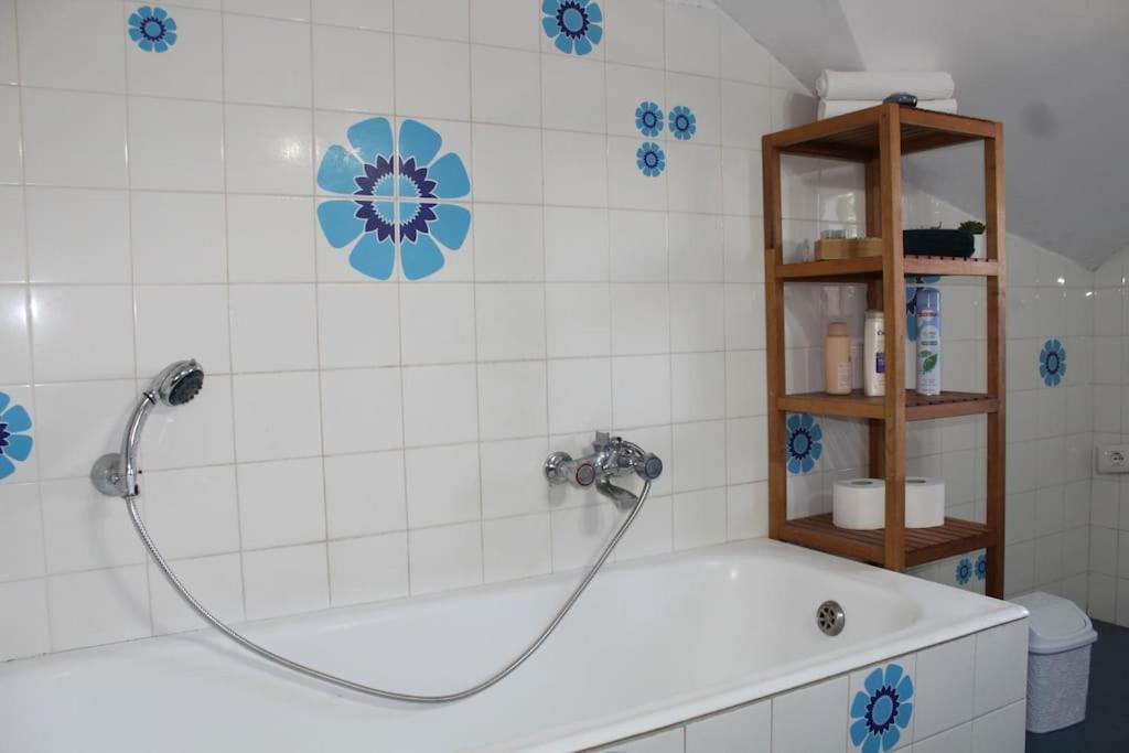 Spazioso Appartamento Castel di Leva Dış mekan fotoğraf